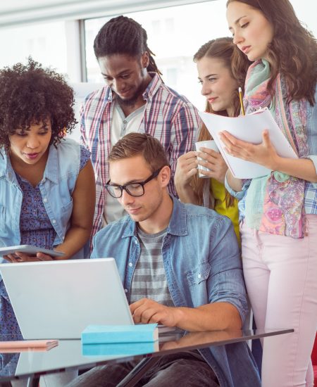 fashion-students-working-as-a-team-at-the-college.jpg